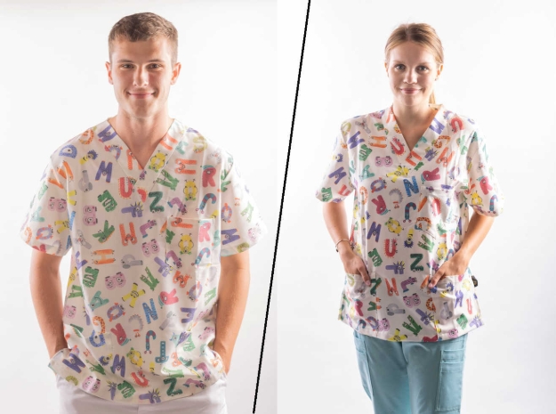 Obrázek z REFLI Unisex zdravotnická halena, vzor: bacilová abeceda 