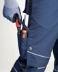 Obrázek z ARDON®URBAN+ Pracovní kalhoty s laclem tmavě modré prodloužené 